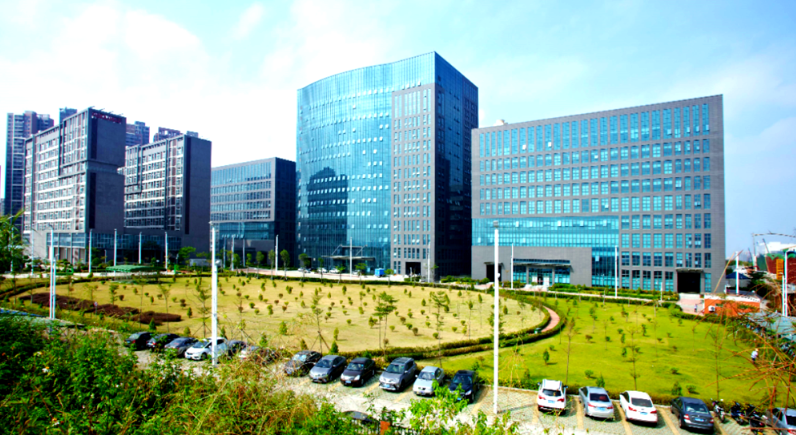不锈钢厨具与普通材质厨具在商用厨房场景中的对比分析